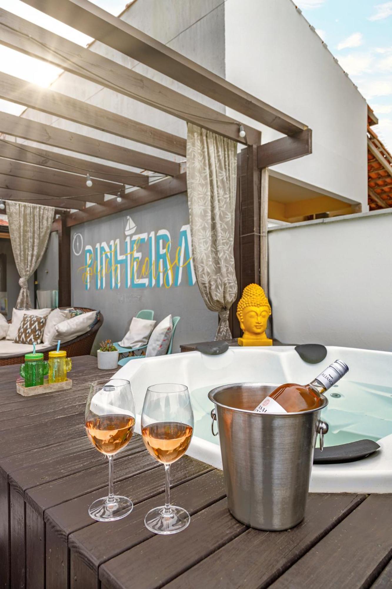 Pinheira Beach House Com Jacuzzi Villa Palhoca Exterior photo
